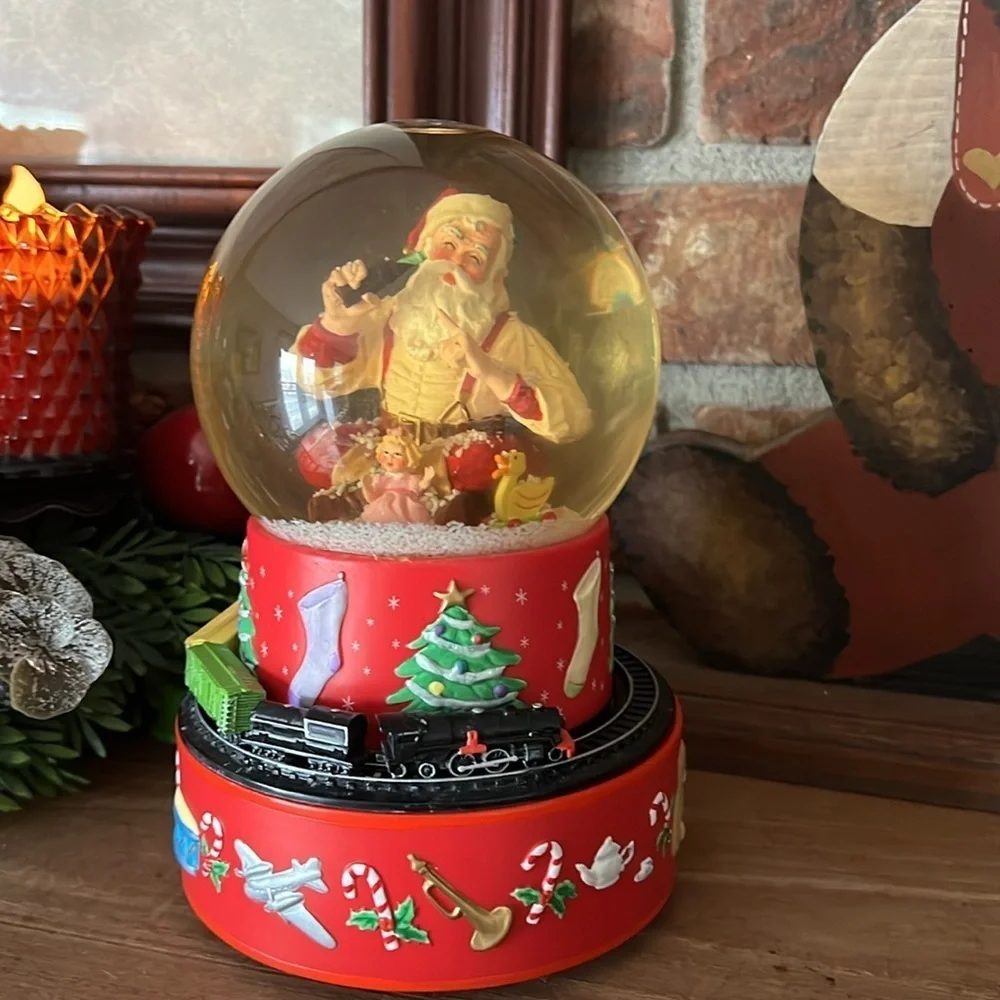 Rare Vintage 1971 Coca-Cola Santa Clause Moving Train Christmas Snow Globe